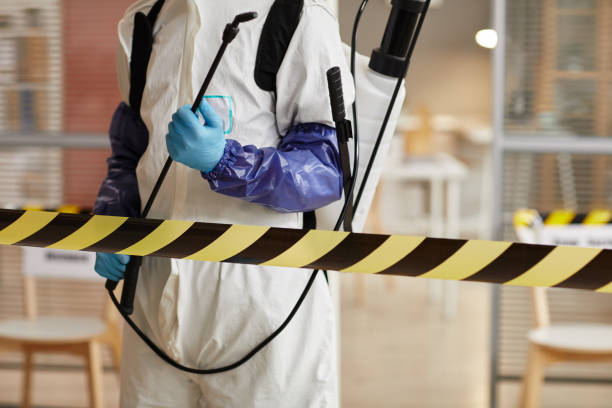 Professional Biohazard technician working in Eldorado, IL